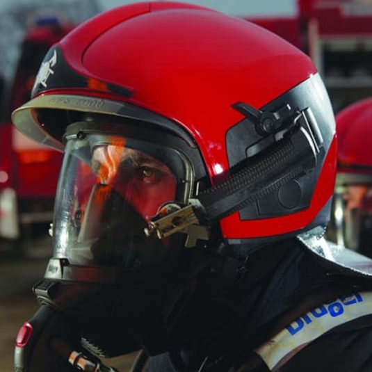 Firefighter Wearing Dräger HPS 7000 Helmet